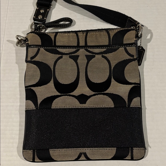 Coach Signature Swing Crossbody Purse - Picture 2 of 9